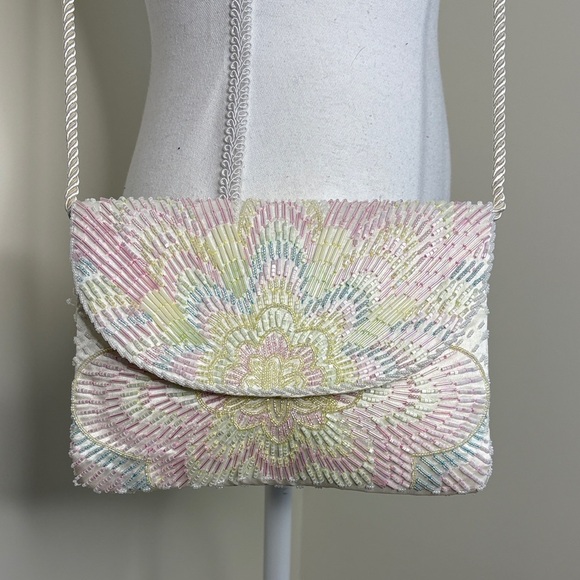 Vintage Handbags - Elegant Pastel Seed Beaded Evening Strapped Bag. Sixties